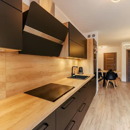 Luksusowy Polanki Park Z Krytym Basenem