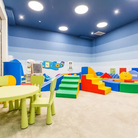 Luksusowy Polanki Park Z Krytym Basenem *