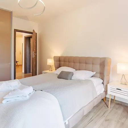 아파트 Luksusowy Polanki Park Z Krytym Basenem 코워브제크